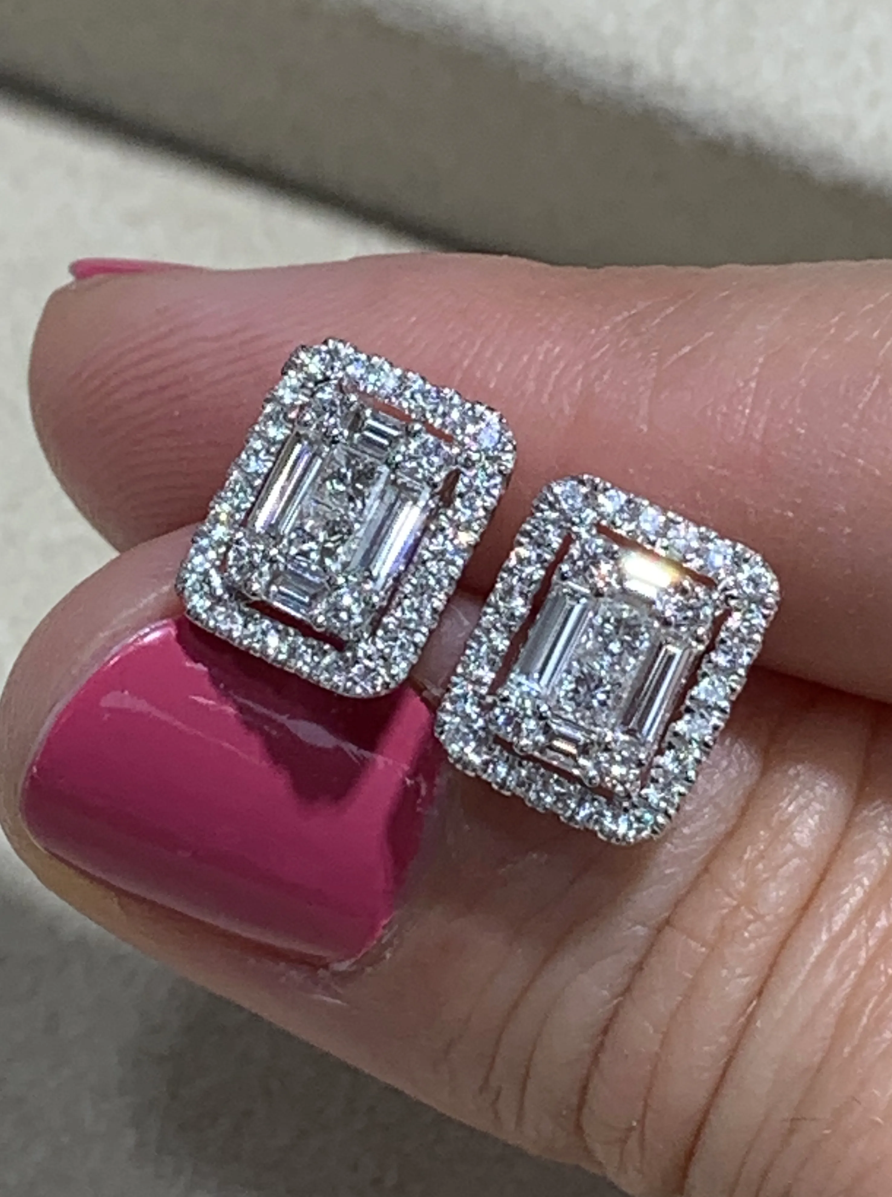 0.89ct tw Ladies Diamond Stud Earrings with Rounds & Princess and Baguette Diamonds
