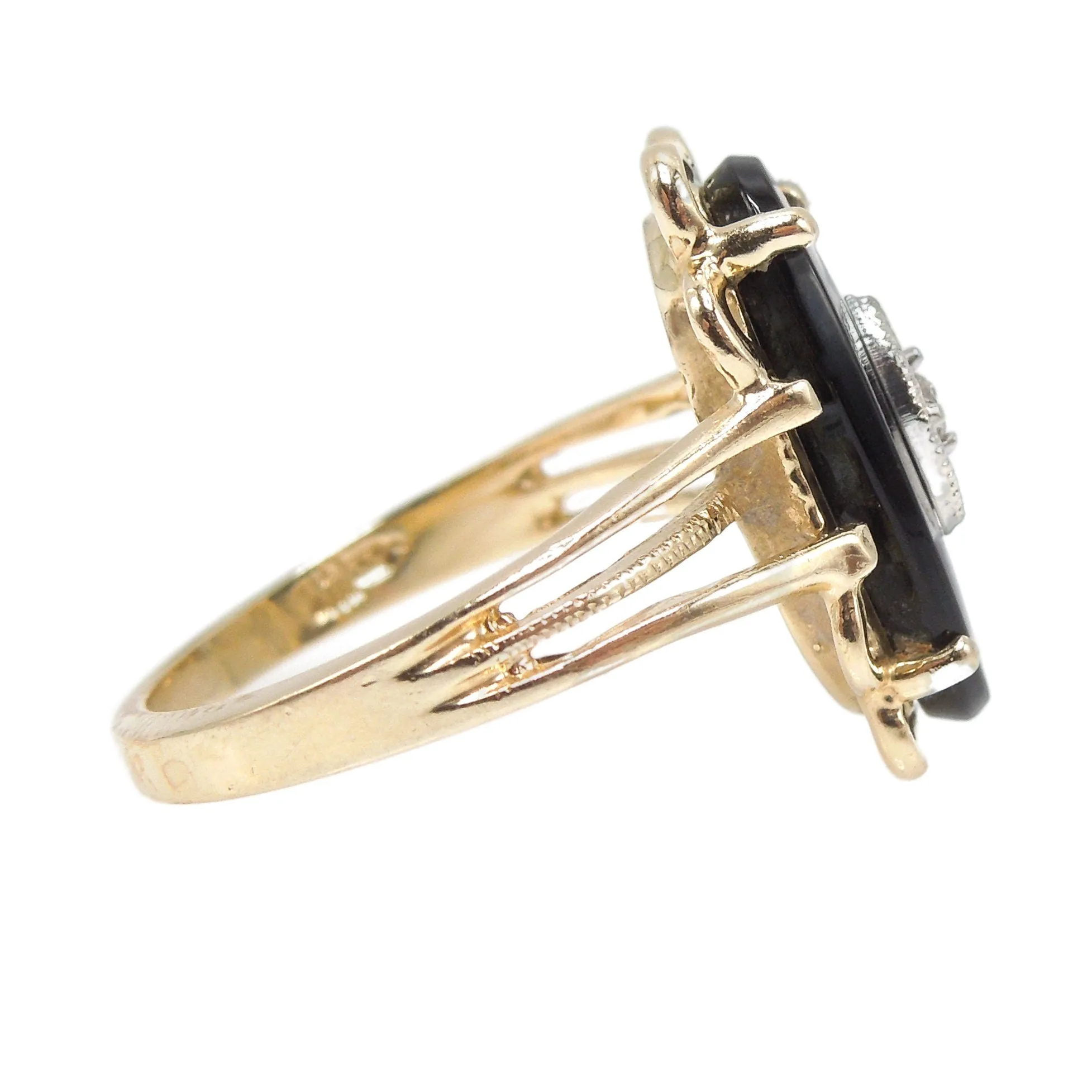 14K Yellow Gold 1930s Elongated Oval Onyx Ring with Diamond in Marquise Shaped White Gold Frame