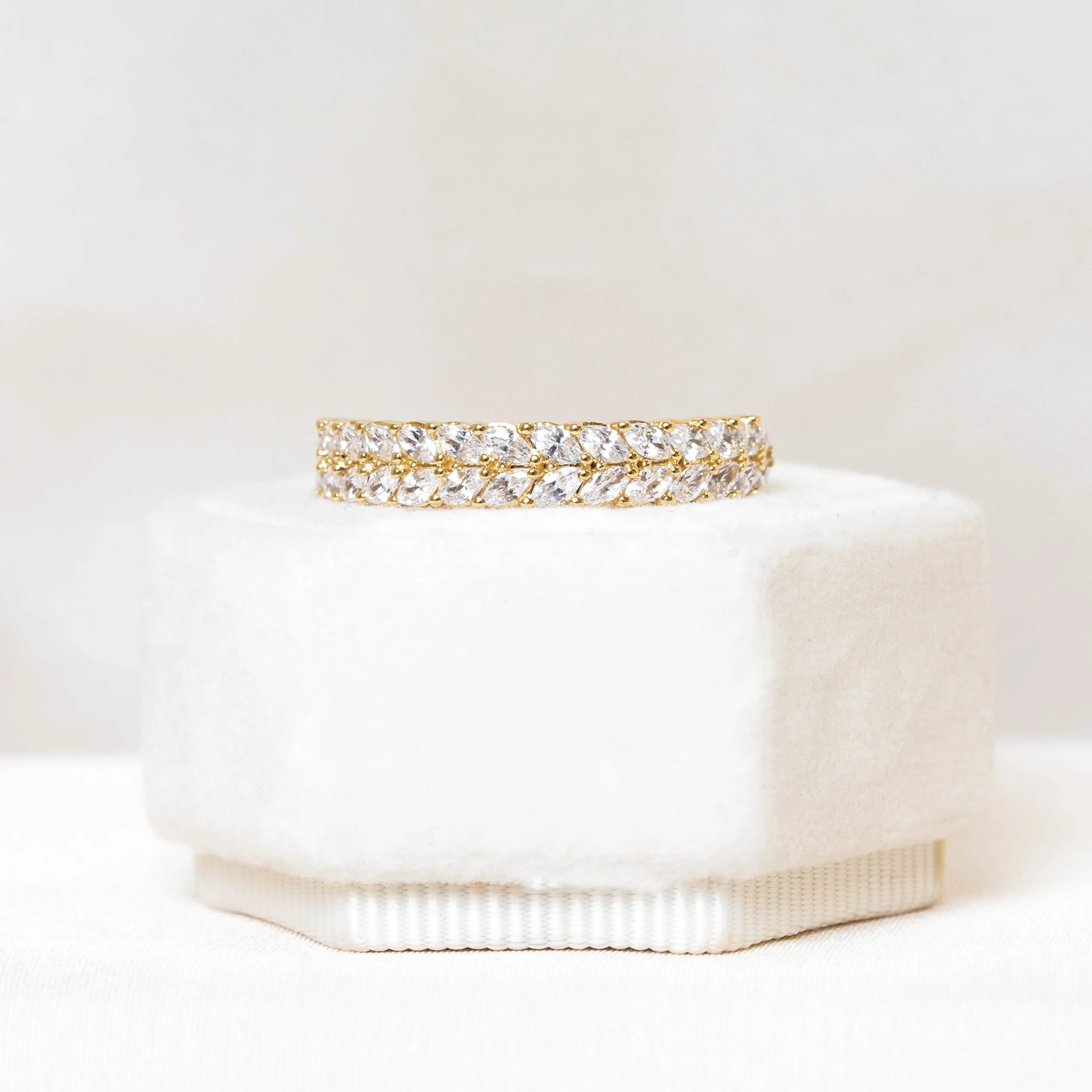 14ky Two-Row Marquise Diamond Band