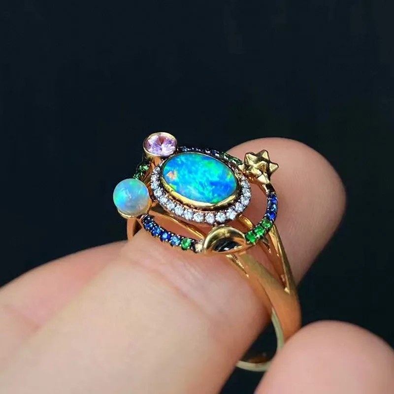 18K Gold 0.6ct Oval Cut Natural Opal Gemstone Halo Ring