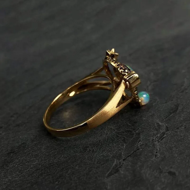 18K Gold 0.6ct Oval Cut Natural Opal Gemstone Halo Ring
