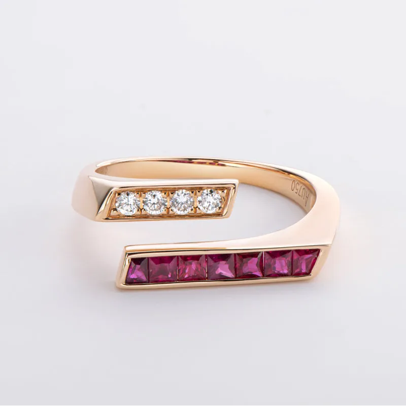 18K Gold Natural Gemstone 0.425ct Ruby 0.567ct Sapphire Open Ring Exclusively Handcrafted 0.106ct/0.108ct Natural Diamond (H-F Color, VS1-VS2 Clarity)