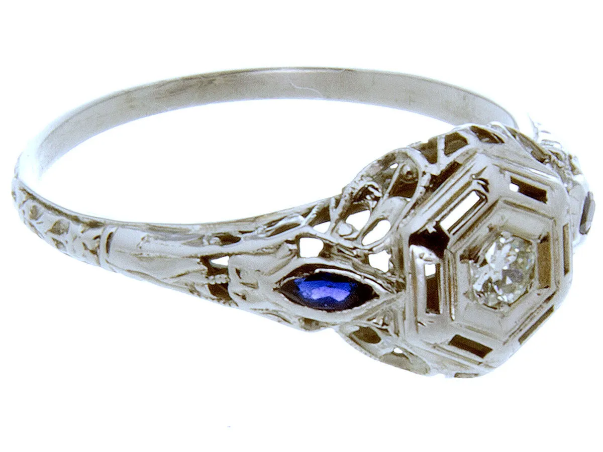 1920s Diamond & Sapphire Filigree Ring