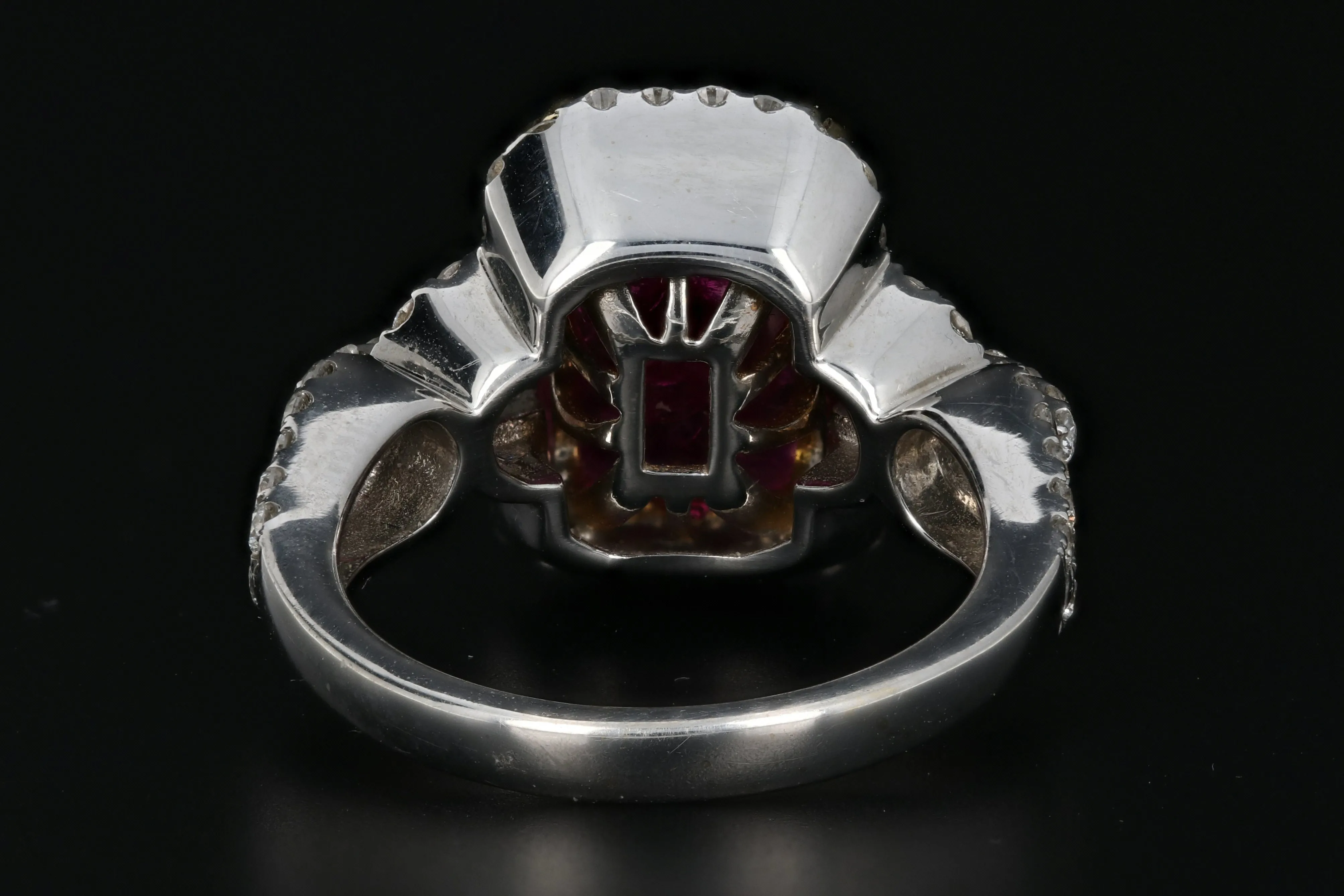4.5 Carat Natural Ruby in 18K White Gold & Diamond Setting Ring GIA Certified
