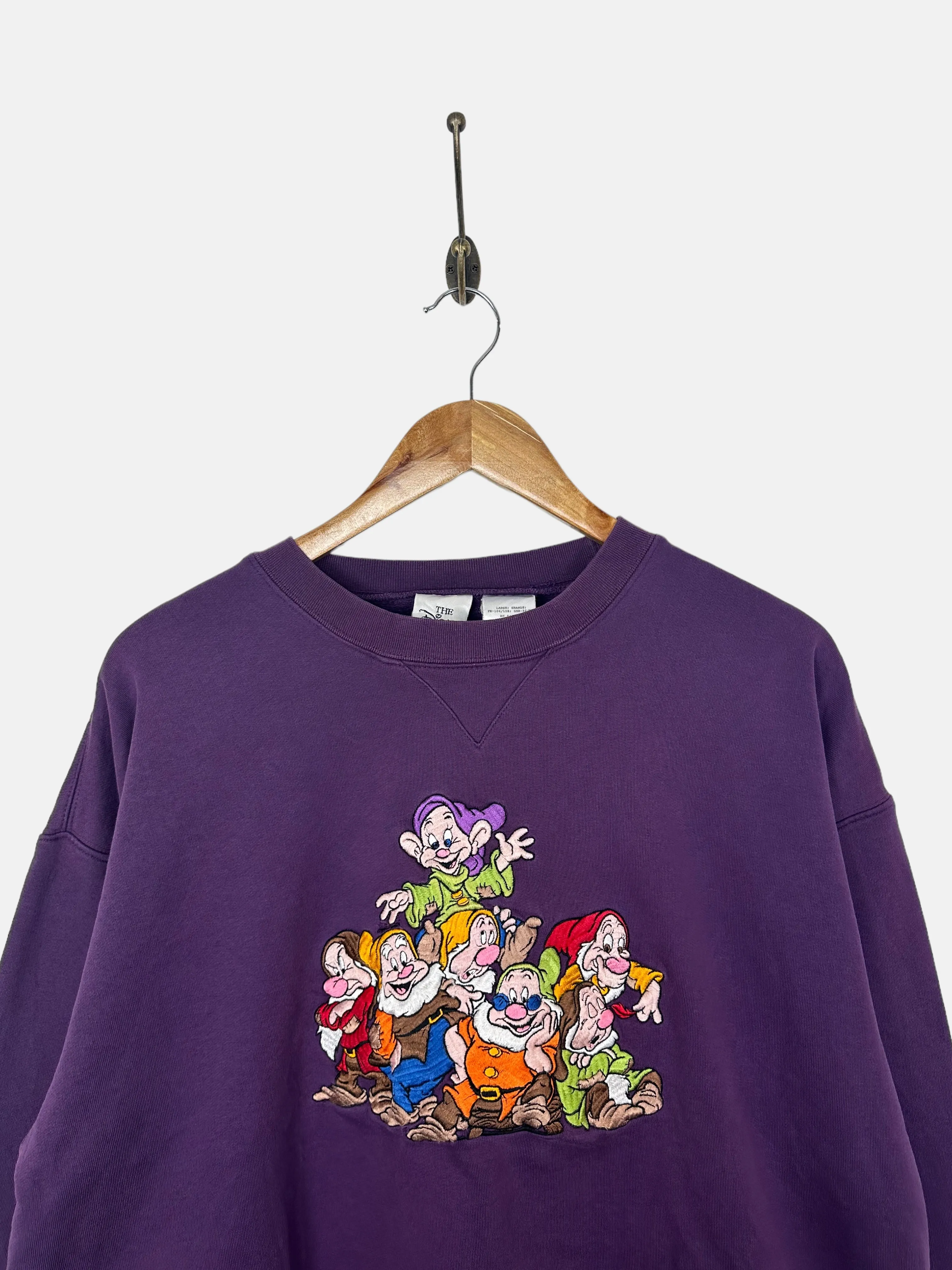 90's Disney Snow White Embroidered Vintage Sweatshirt Size 12-14
