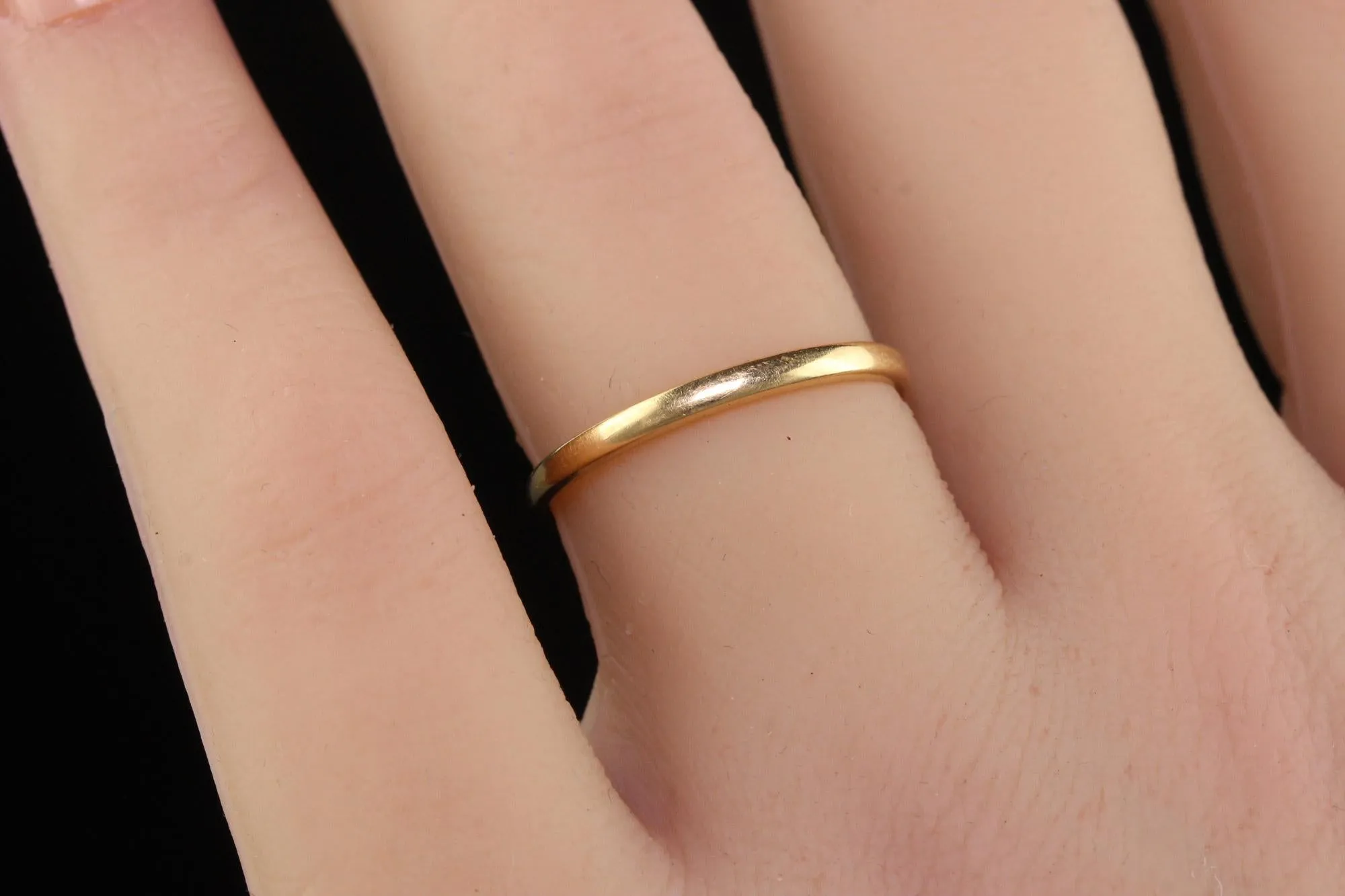 Antique Art Deco 14K Yellow Gold Thin Classic Engraved Wedding Band - Size 7