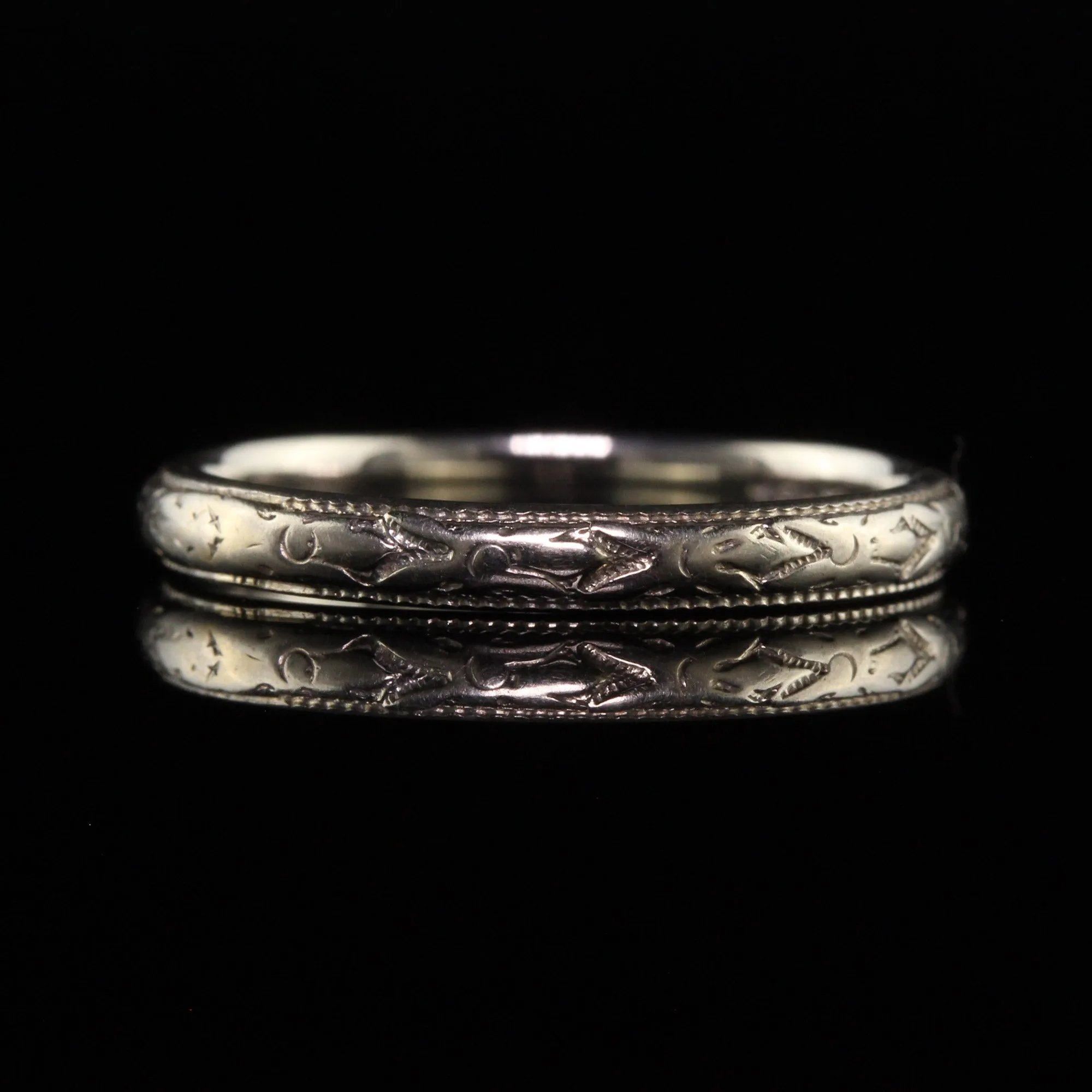 Antique Art Deco 18K White Gold Engraved Wedding Band - Size 5