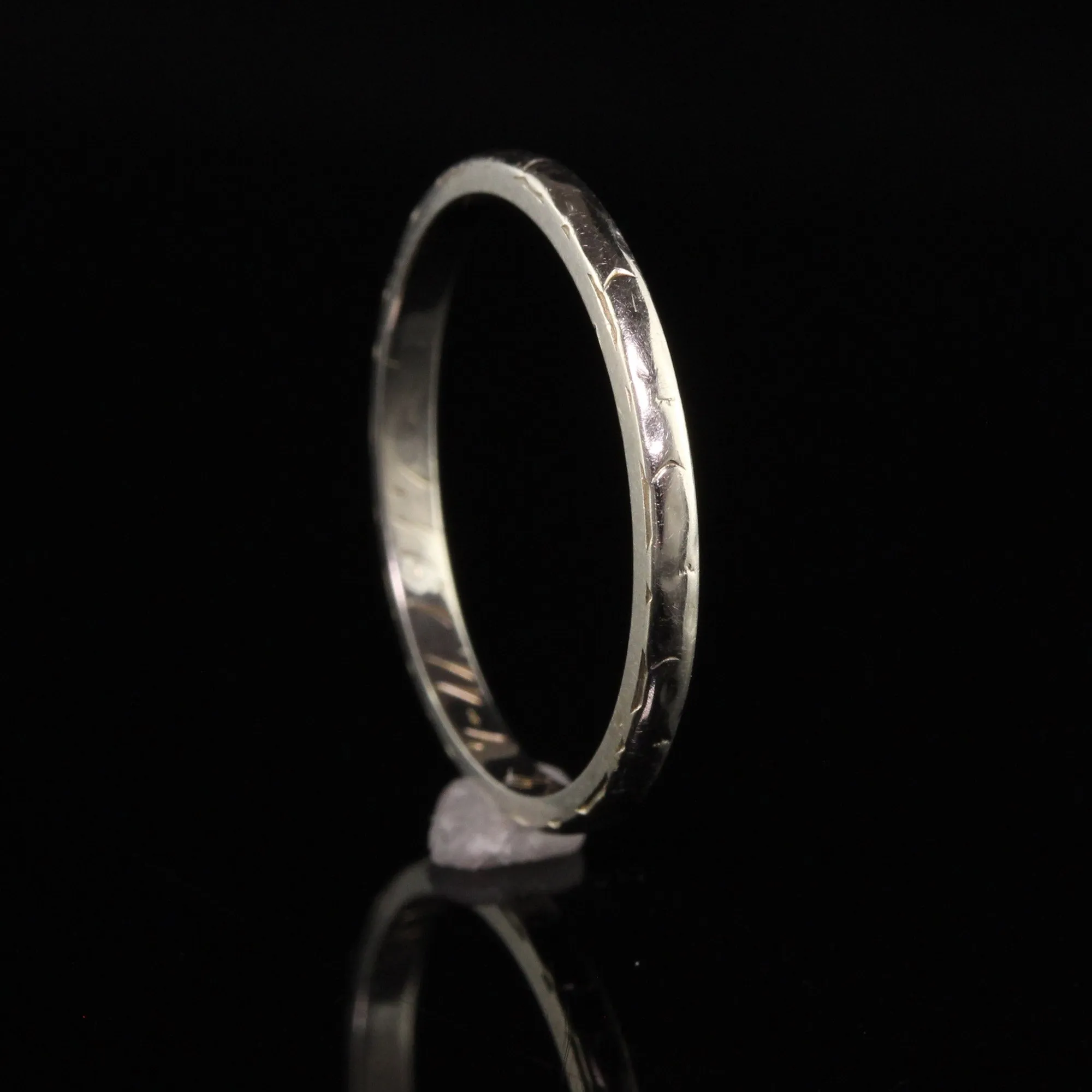 Antique Art Deco 18K White Gold Engraved Wedding Band - Size 6 1/2