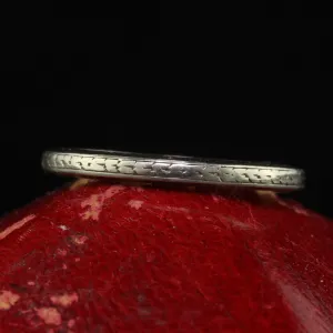 Antique Art Deco 18K White Gold Two Tone Engraved Wedding Band - Size 4 1/2