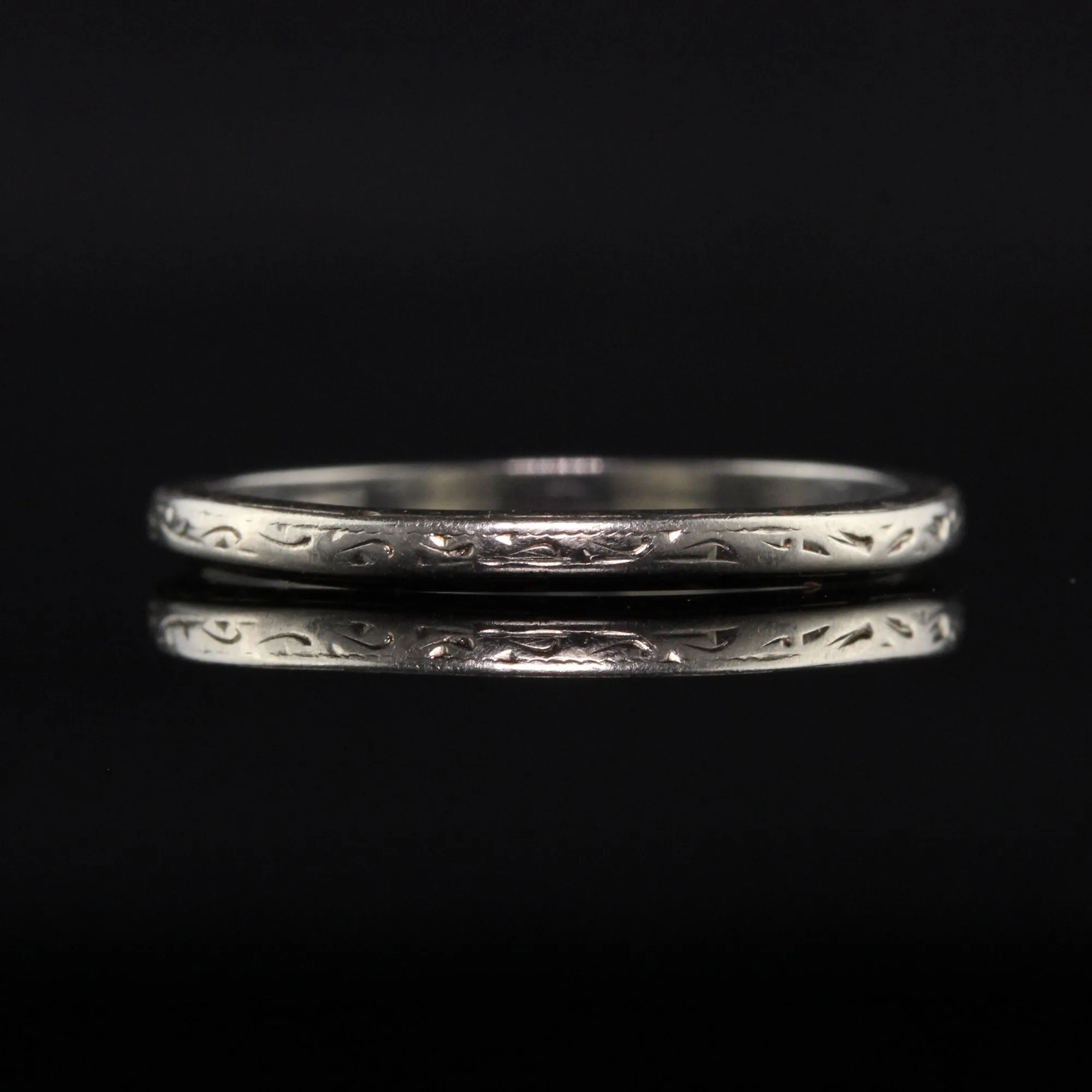 Antique Art Deco Belais 18K White Gold Engraved Wedding Band