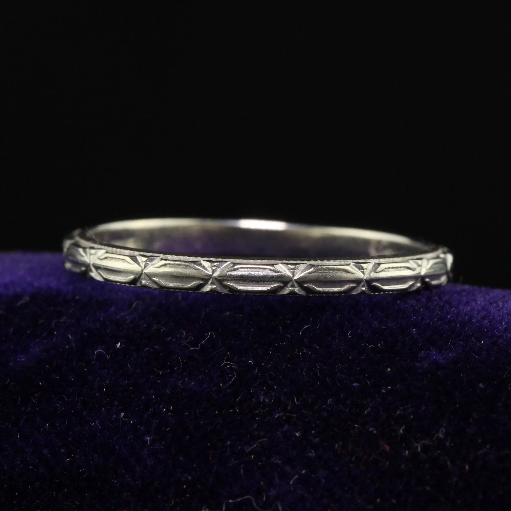 Antique Art Deco Bristol 18K White Gold Engraved Wedding Band - Size 6 3/4