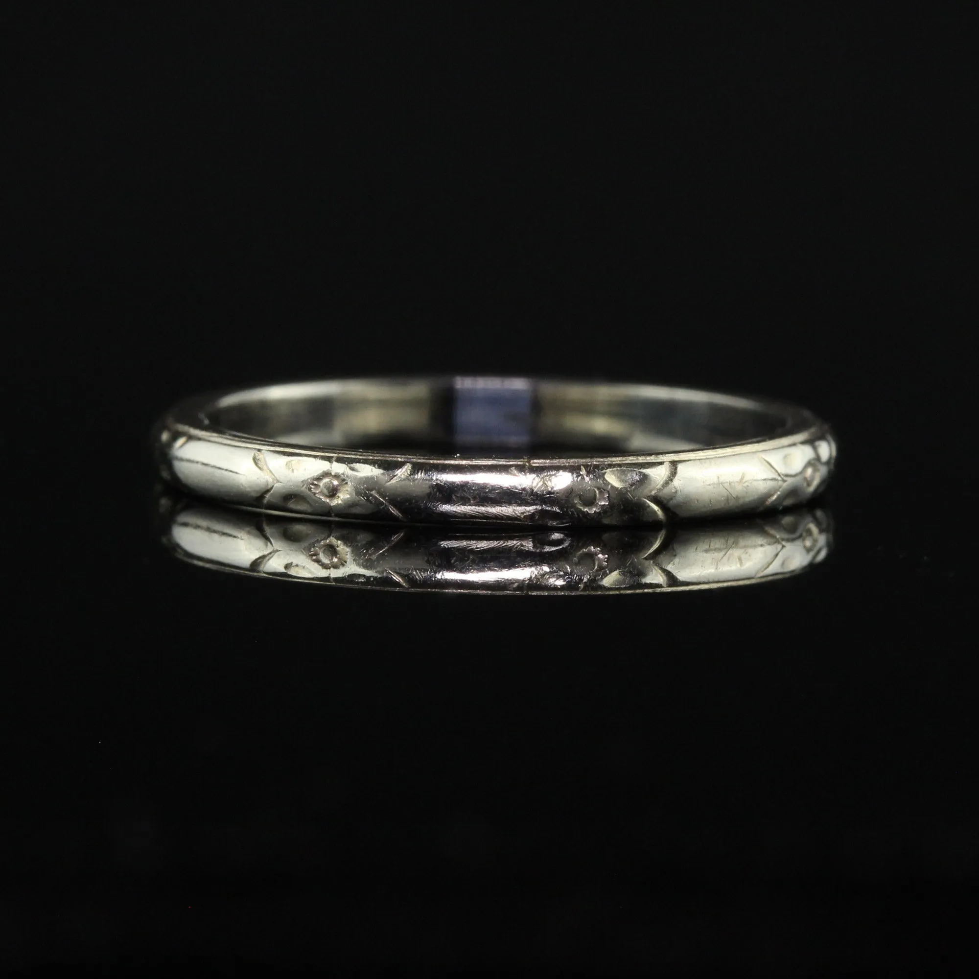 Antique Art Deco Lohengrin 18K White Gold Engraved Wedding Band - Size 6