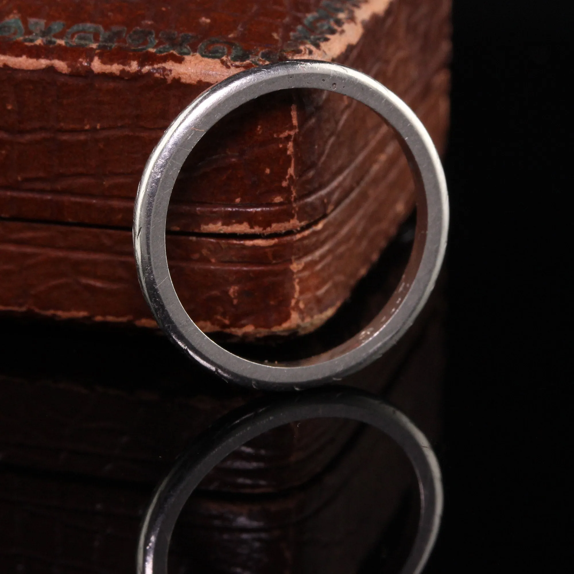 Antique Art Deco Orange Blossom Platinum Engraved Wedding Band - Size 6
