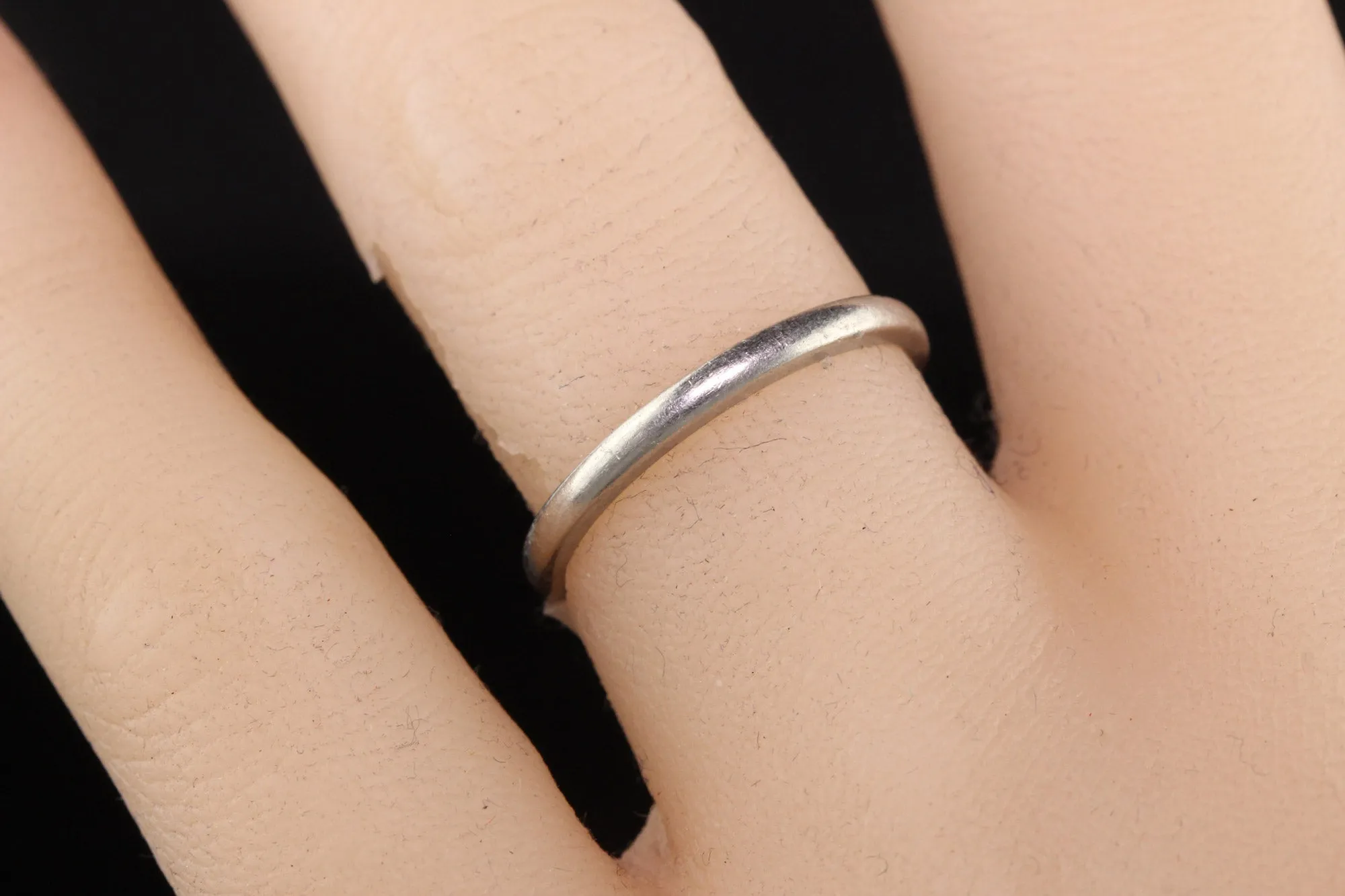 Antique Art Deco Platinum Classic Plain Engraved Wedding Band - Size 6