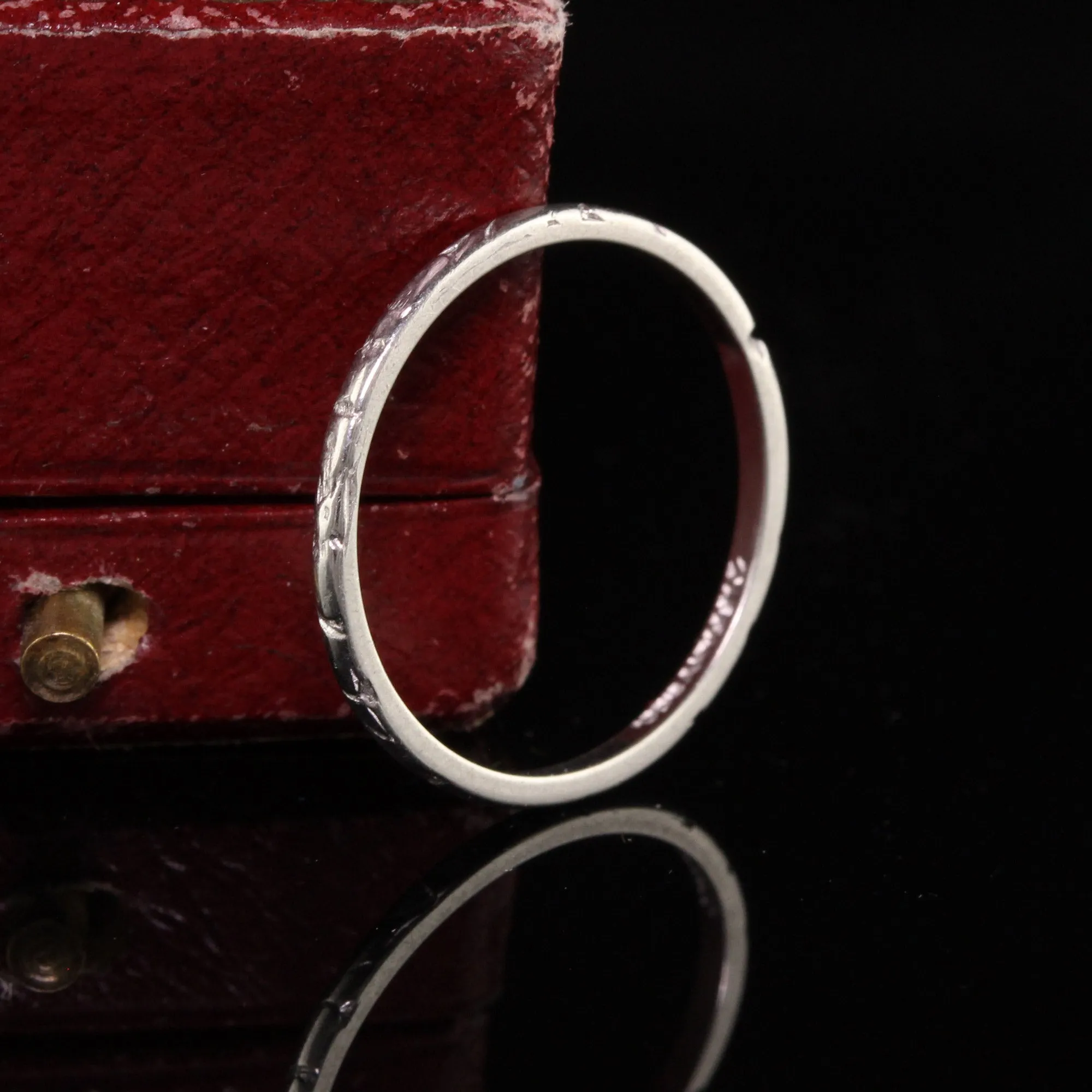 Antique Art Deco Tiffany and Co Platinum Engraved Wedding Band - Size 7 1/4