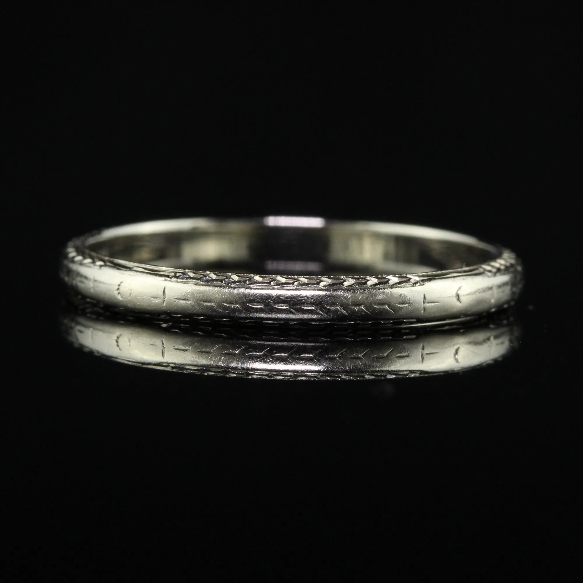 Antique Art Deco Wood and Sons 18K White Gold Engraved Wedding Band - Size 8