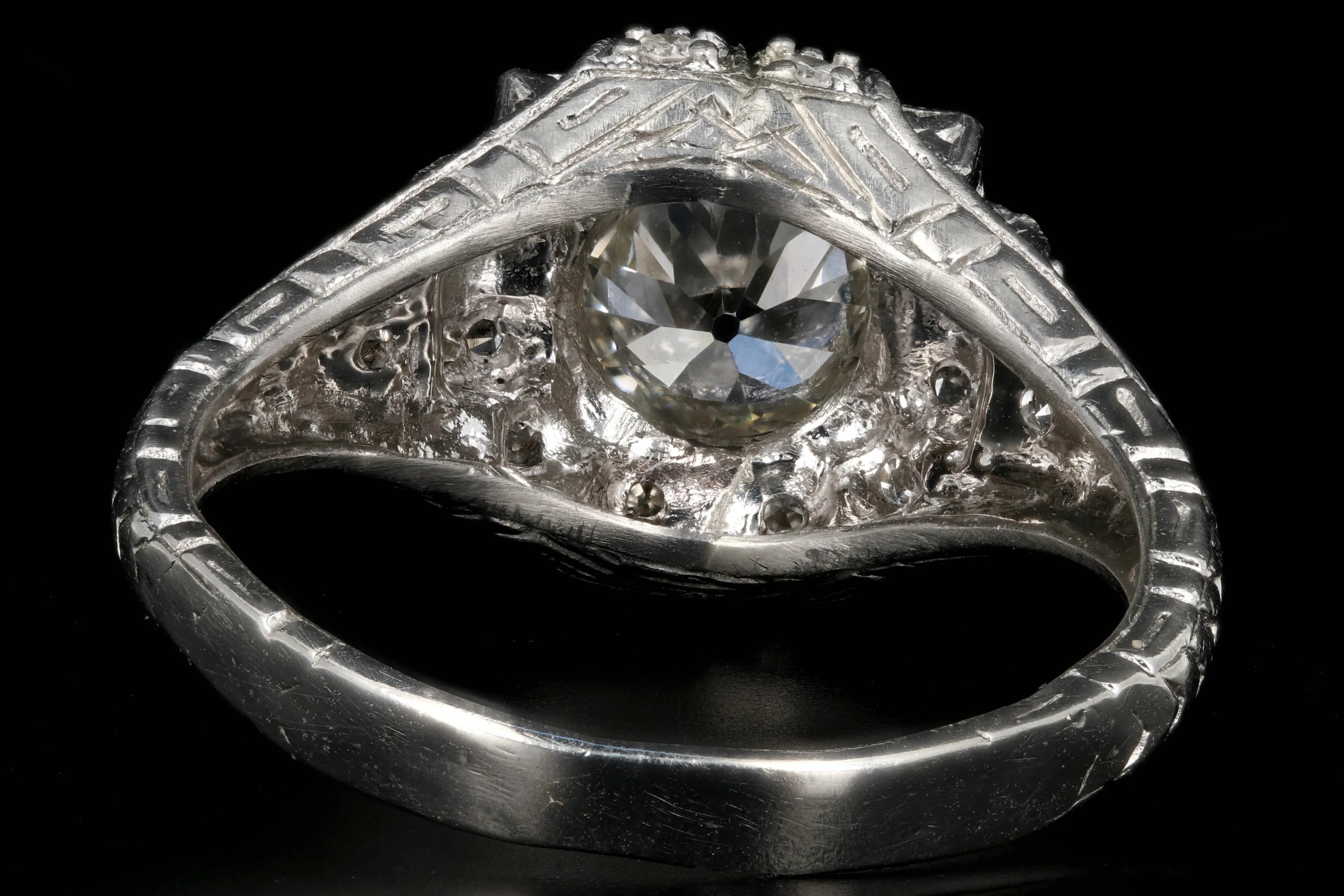 Art Deco Platinum 1.06 Carat Center Old European Cut Diamond Engagement Ring GIA Certified