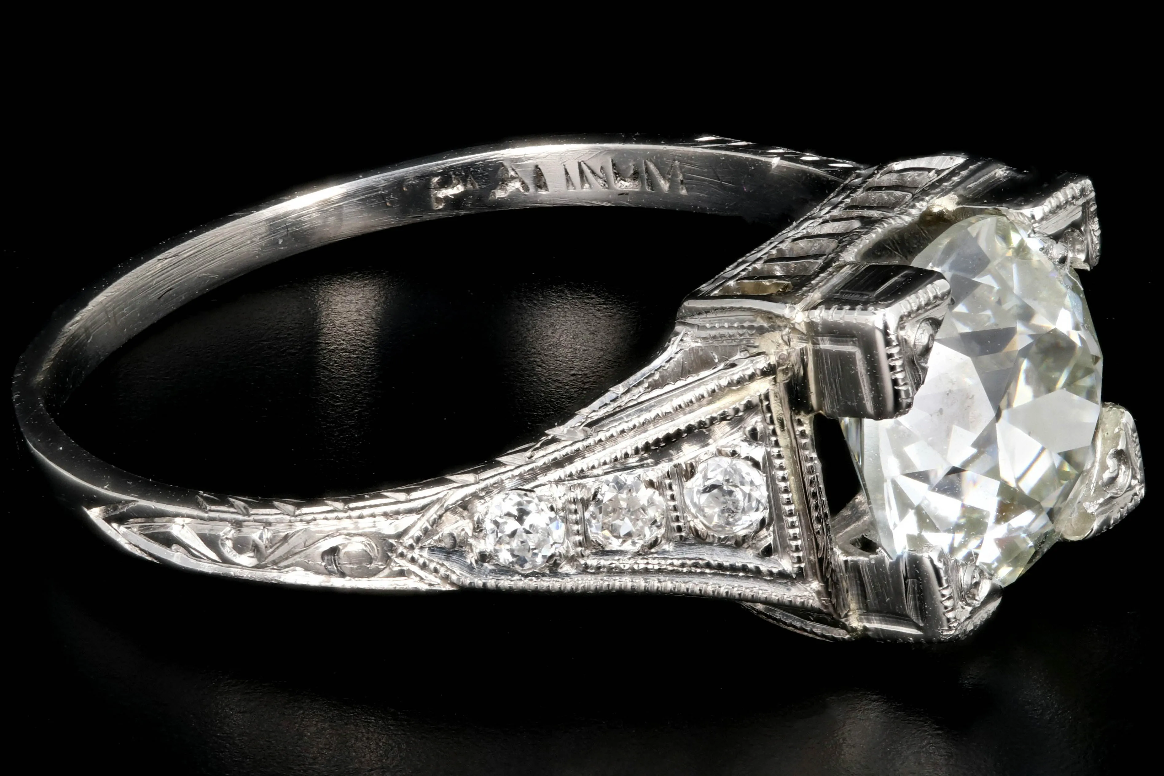 Art Deco Platinum 2.02 Carat Old European Cut Diamond Ring GIA Certified