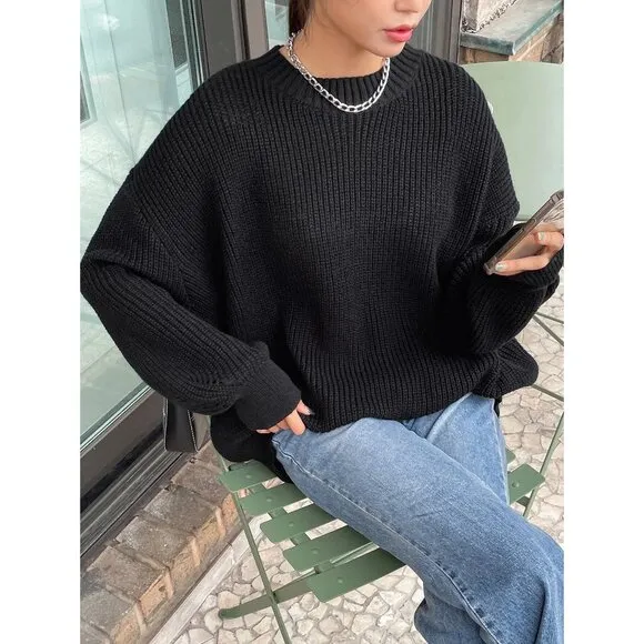 Crew neck knit sweater oversized