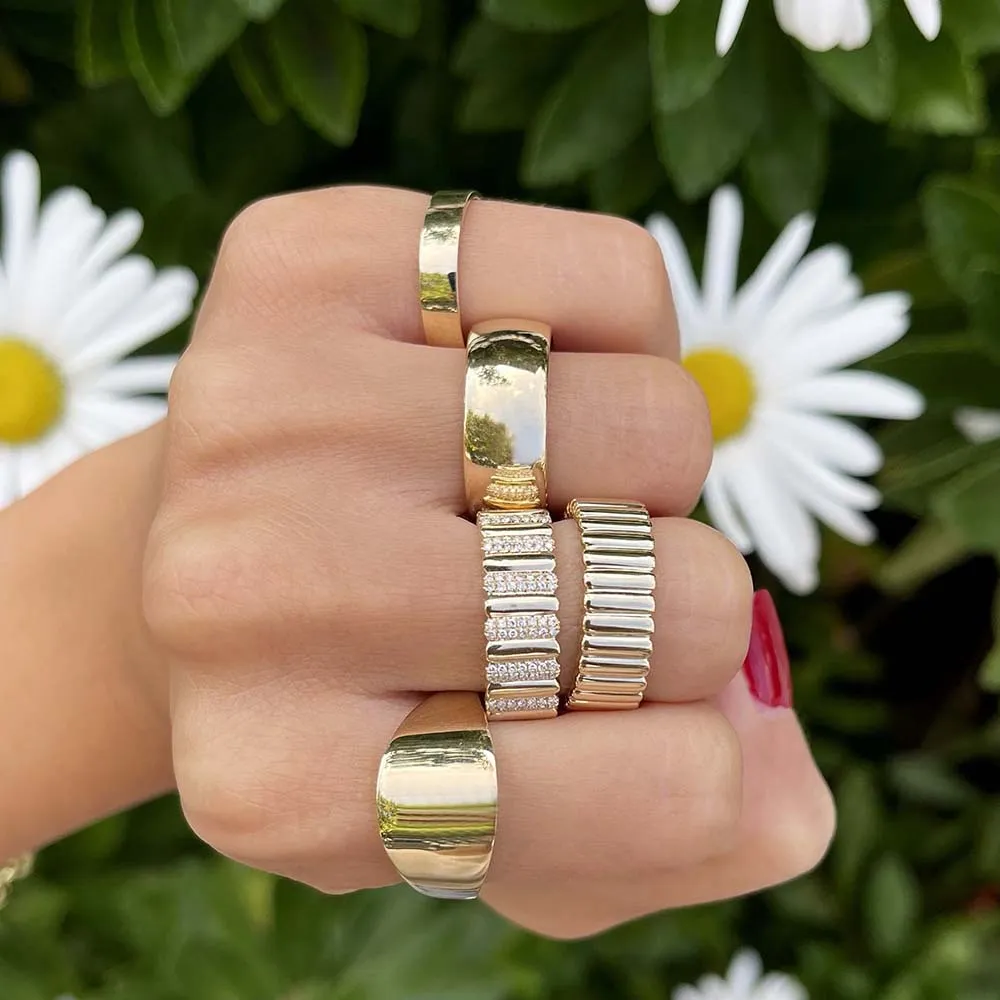 Diamond Wide Ribbed Band 14K