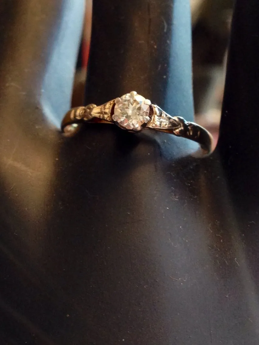 English Deco Quarter Carat Diamond and Gold Ring