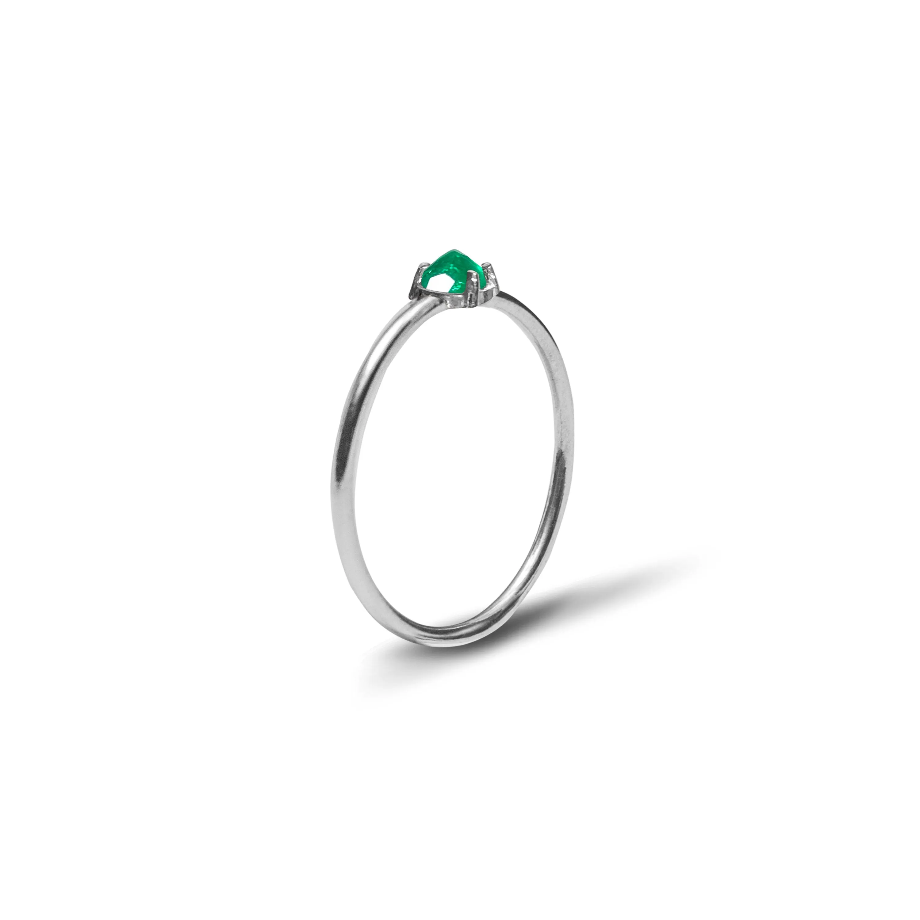 ESSET RING EMERALD