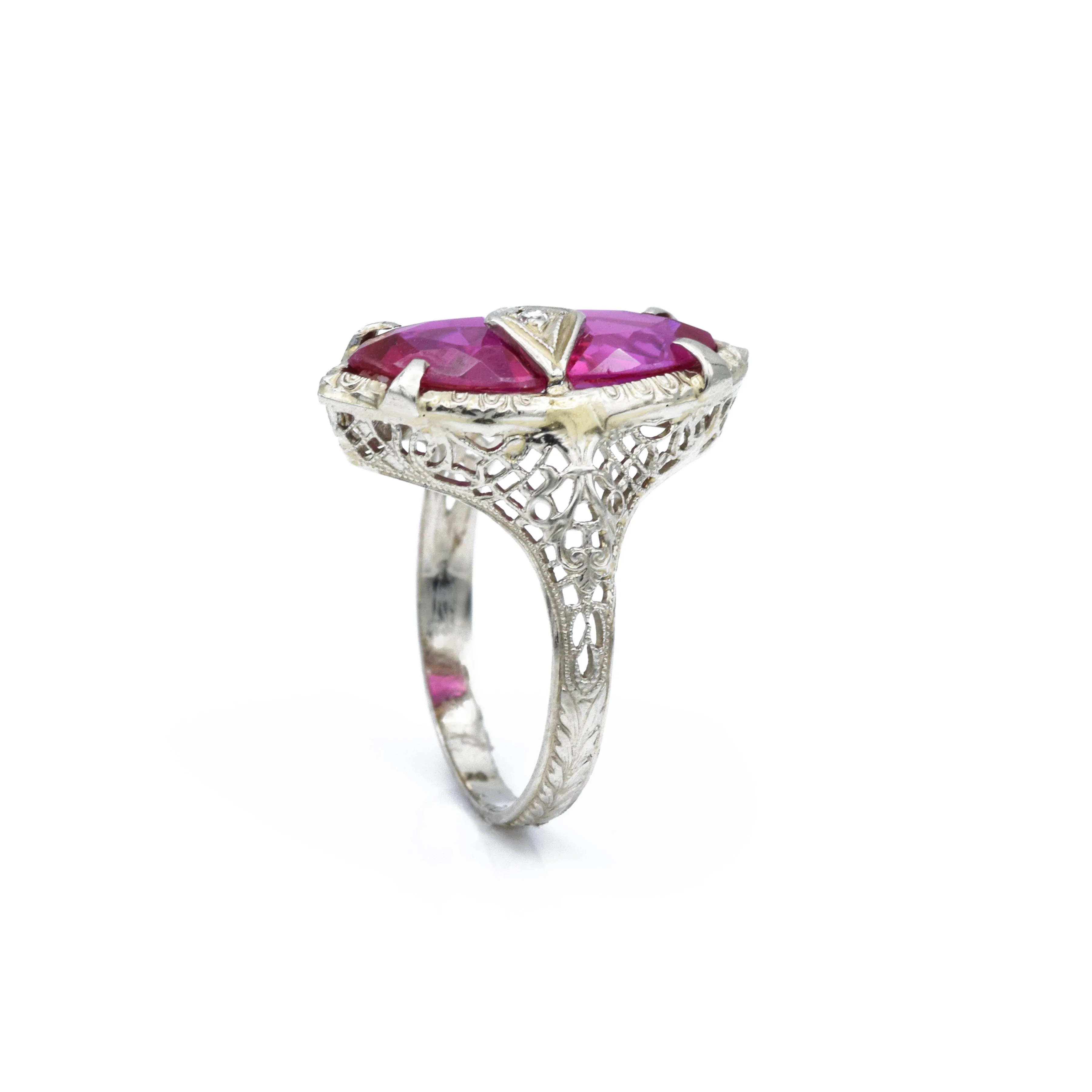 Estate 14KT White Gold And Diamond Ring
