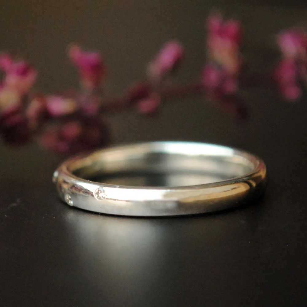 Five Diamond Etoile Gold Ring, 2.7 mm Flush Set Scattered Diamond Wedding Band