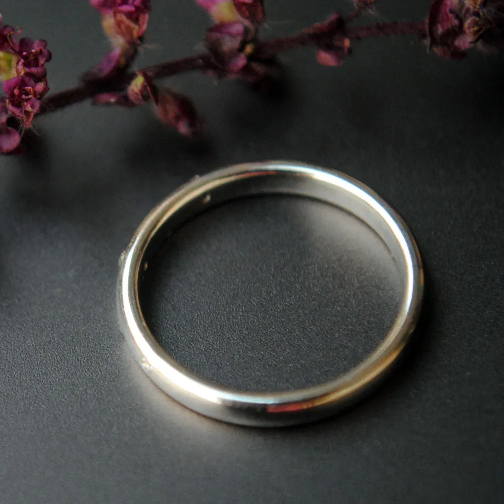 Five Diamond Etoile Gold Ring, 2.7 mm Flush Set Scattered Diamond Wedding Band