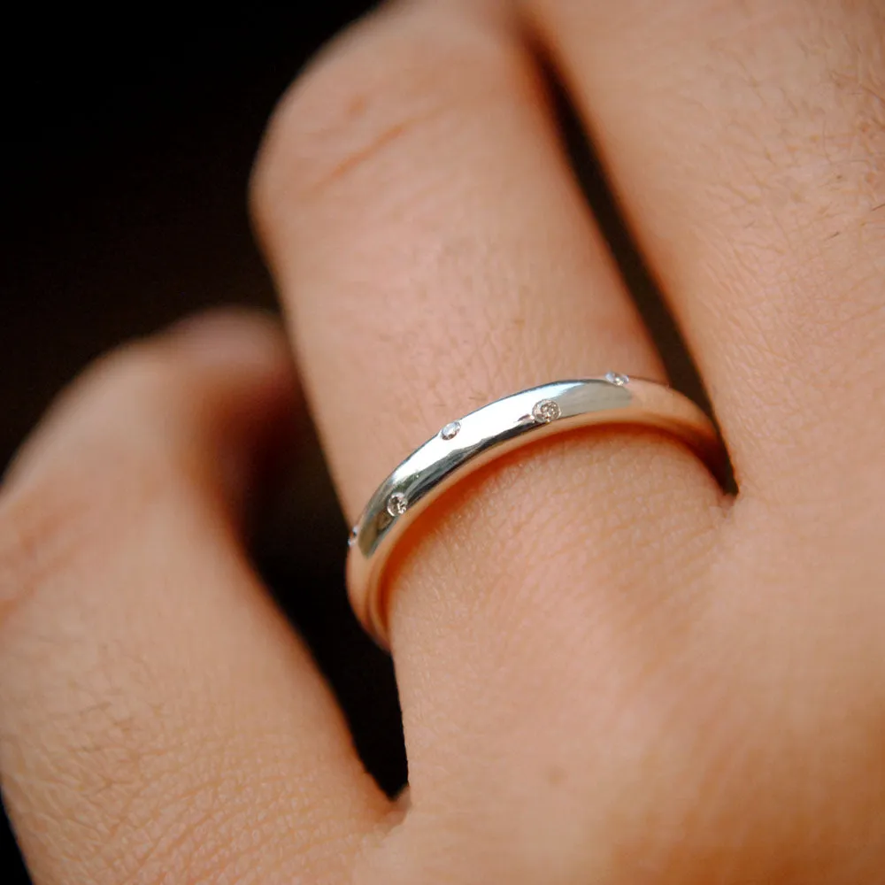Five Diamond Etoile Gold Ring, 2.7 mm Flush Set Scattered Diamond Wedding Band