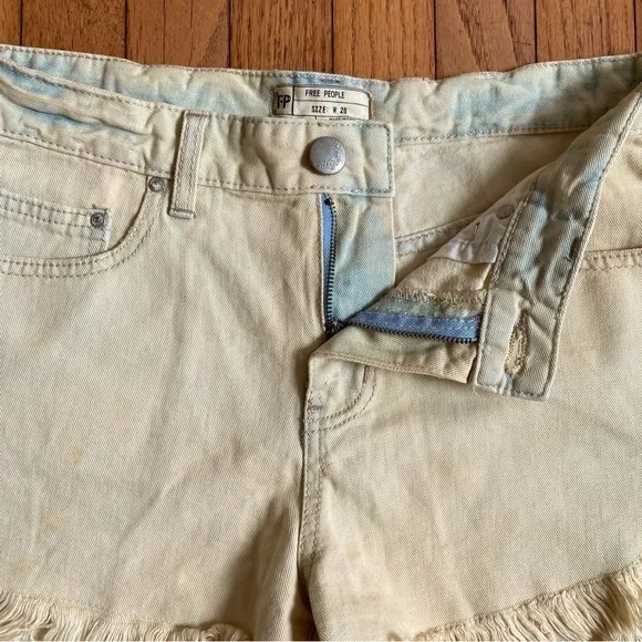 Free People Cut Off Shorts 28 Bleached White