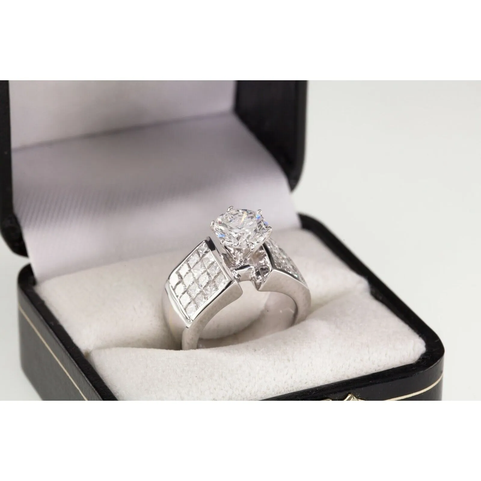 Gorgeous 1.71 Carat D Color Round Diamond Solitaire Ring Princess Accents Size 5
