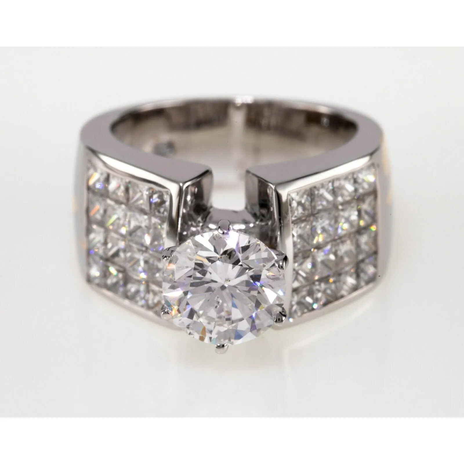 Gorgeous 1.71 Carat D Color Round Diamond Solitaire Ring Princess Accents Size 5