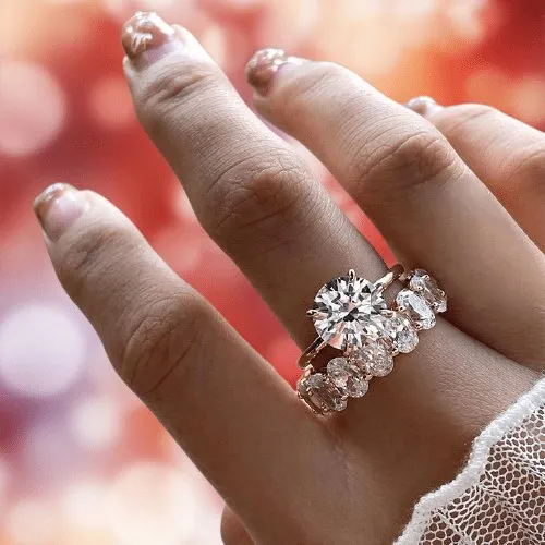 Gorgeous 3.5 Carat Round Cut Wedding Ring Set