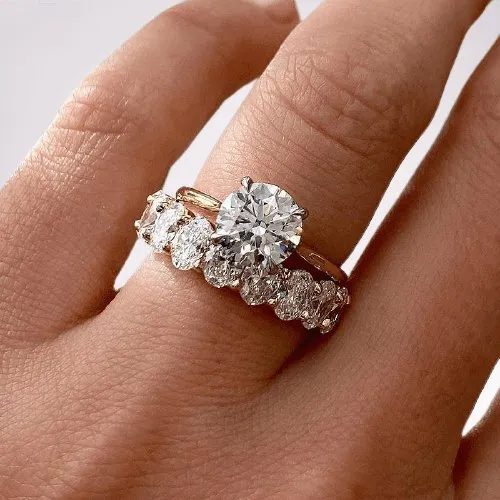 Gorgeous 3.5 Carat Round Cut Wedding Ring Set