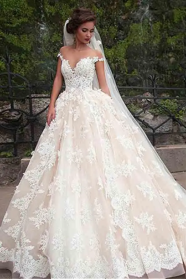 Gorgeous Ball Gown Cap Sleeves Wedding Dresses With Lace Appliques, MW993