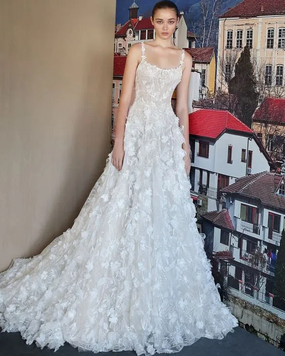 Gorgeous Lace Wedding Dresses 3D Flowers Sexy Beach Bohemian Bridal Gowns with Spaghetti