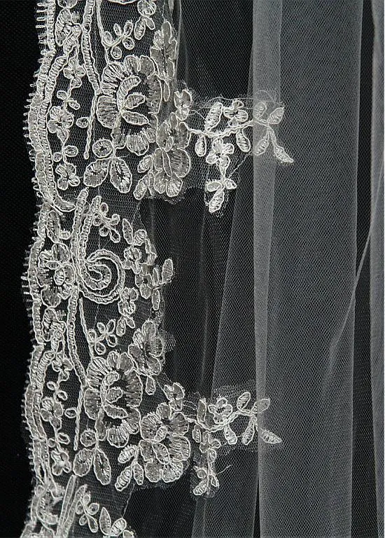 Gorgeous Tulle Cathedral Wedding Veil With Lace Applique