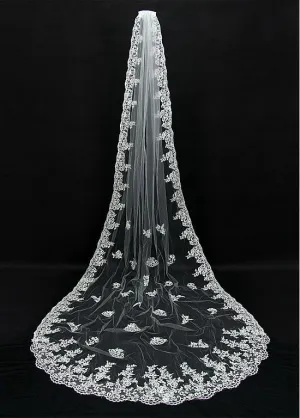 Gorgeous Tulle Cathedral Wedding Veil With Lace Applique