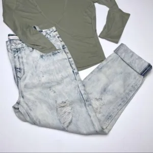 Lovers   Friends Distressed Boyfriend Fit Jeans