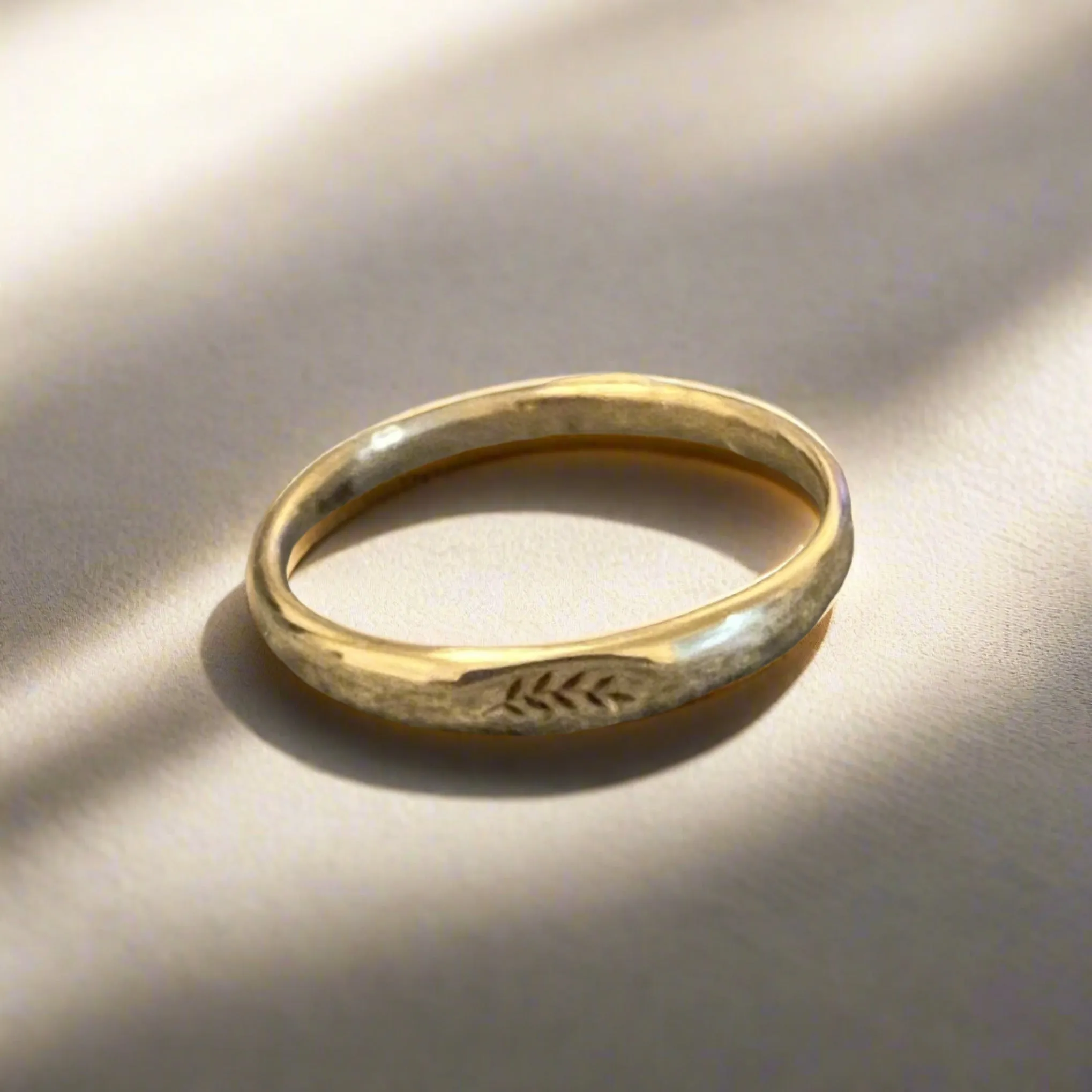 Lumine Ring 22K