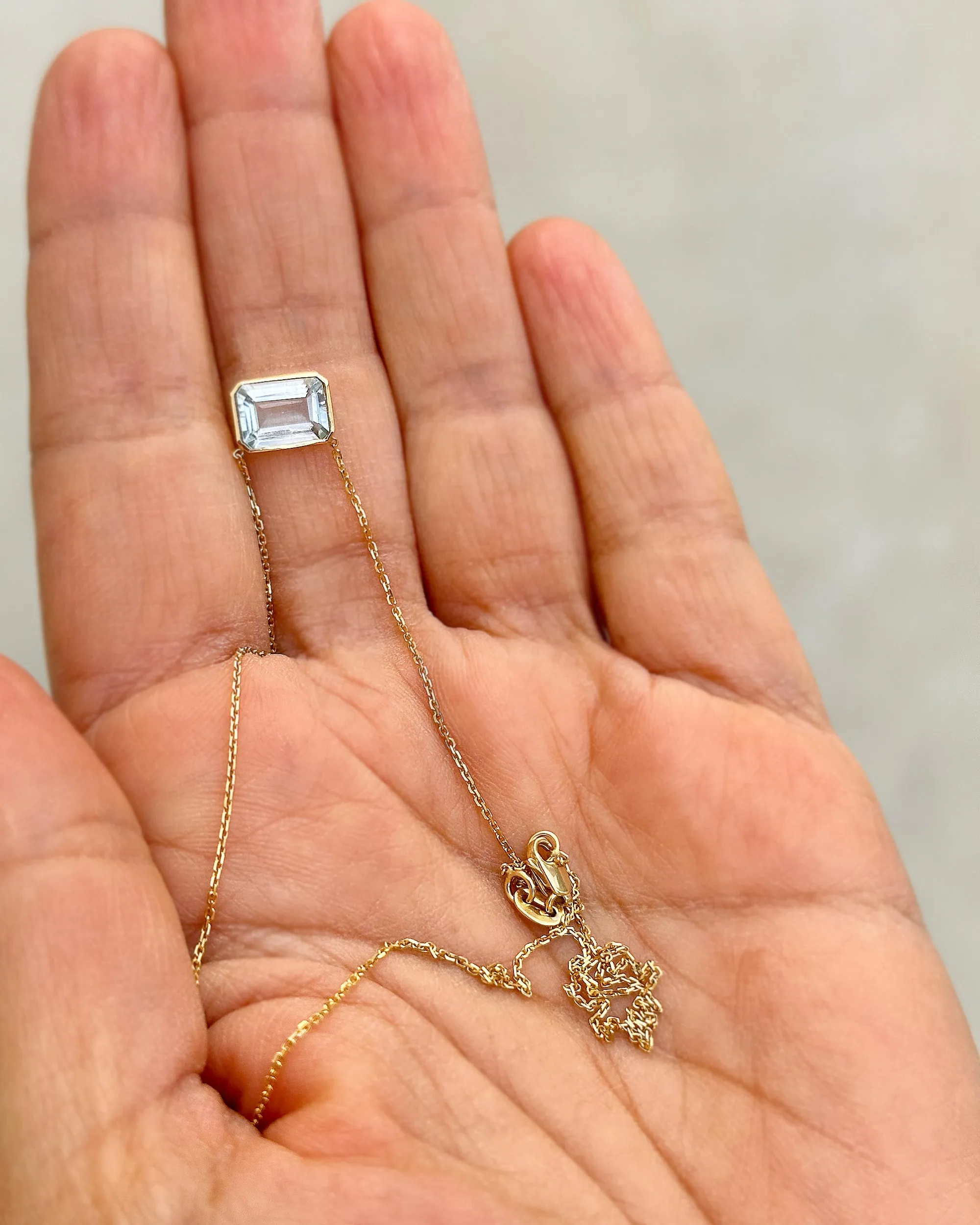 Minimalist Dainty 14k Solid Yellow Gold Emerald Natural Aquamarine Bezel Set Solitaire Necklace Chain Pendant Bridal Anniversary Gift 2.00ct