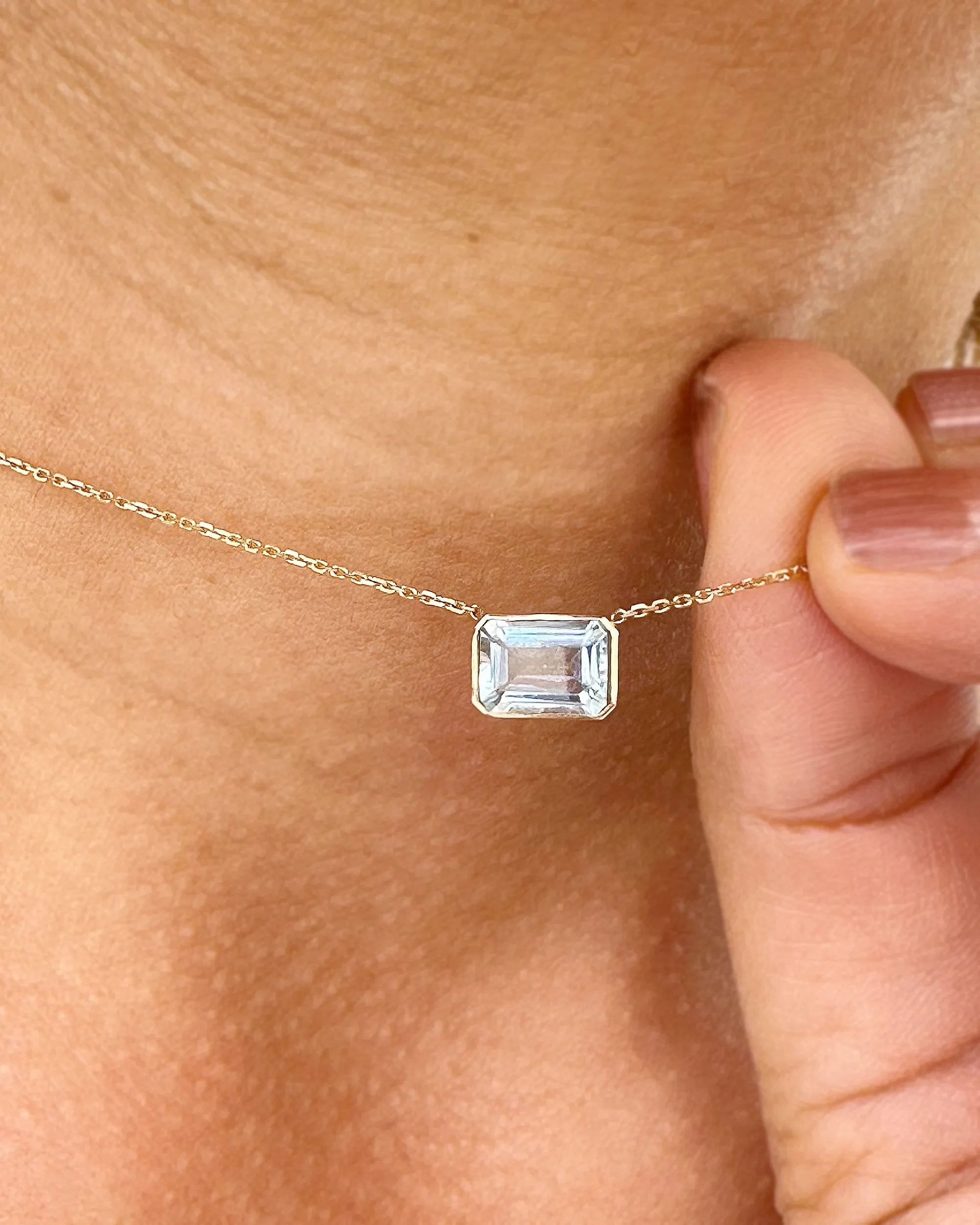 Minimalist Dainty 14k Solid Yellow Gold Emerald Natural Aquamarine Bezel Set Solitaire Necklace Chain Pendant Bridal Anniversary Gift 2.00ct