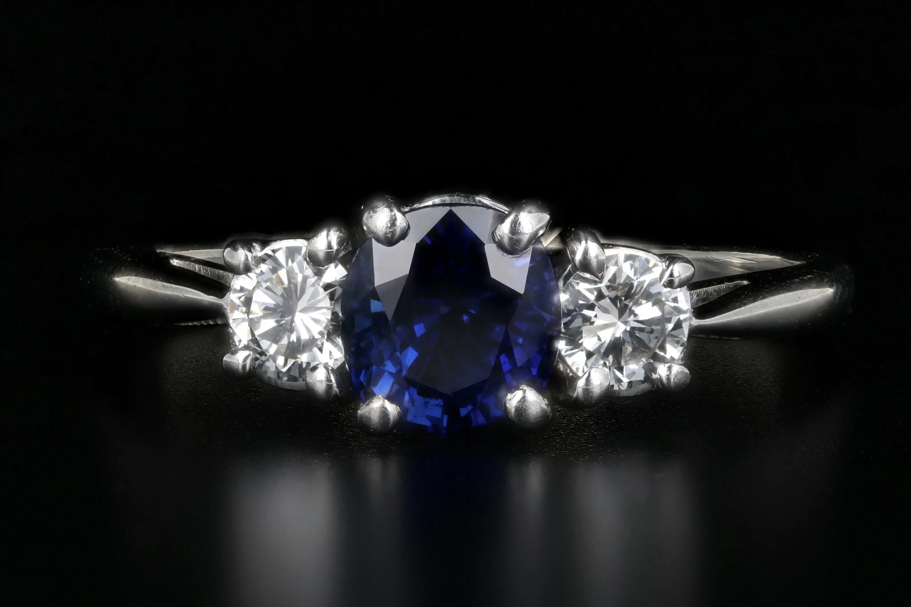 Modern 14K White Gold 1.129 Natural Sapphire and Diamond Ring