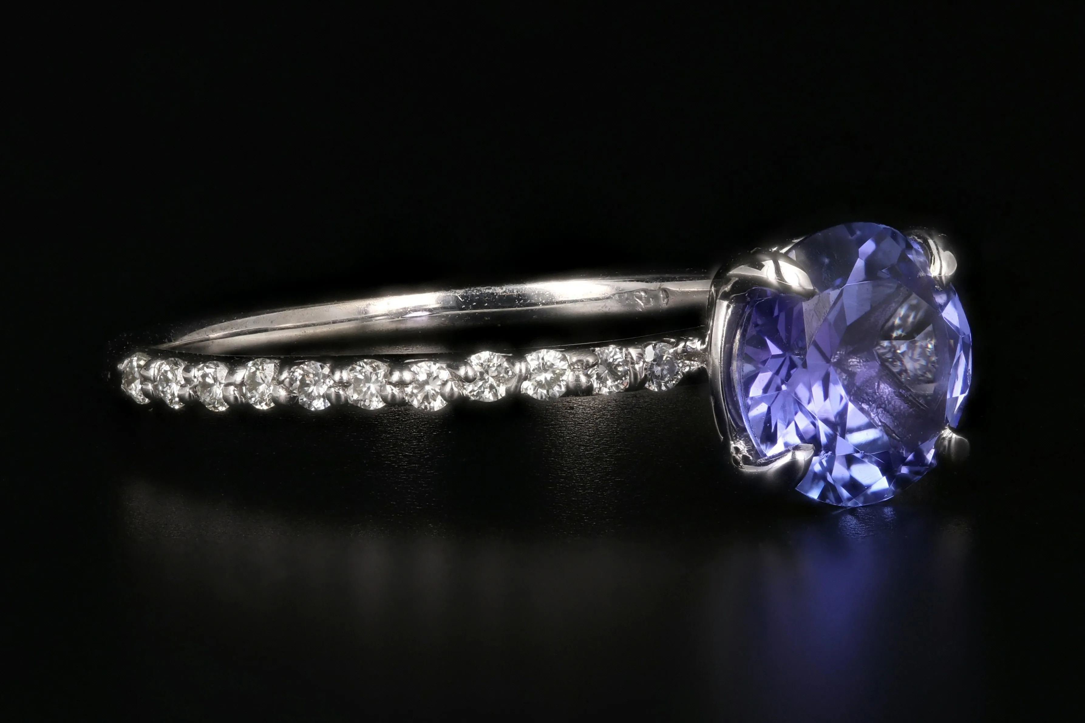 Modern 14K White Gold 1.35 Carat Tanzanite and Diamond Ring