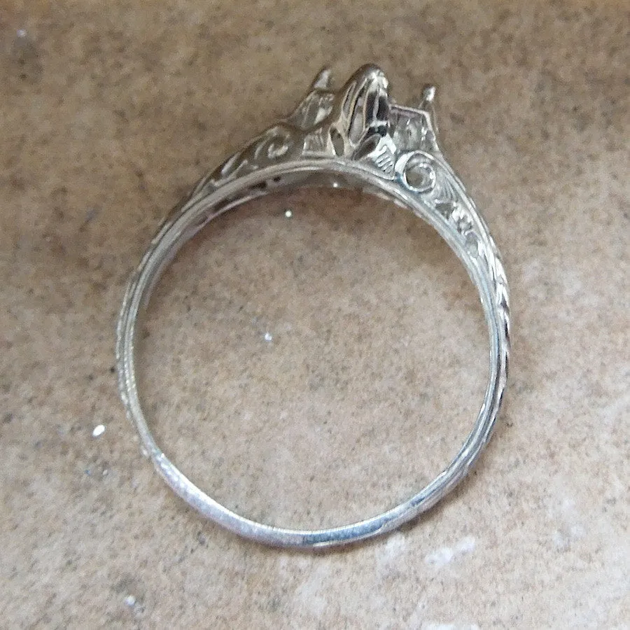 MOUNTING ONLY: Petite Engraved Ring Mounting in White, Yellow, and Rose Gold