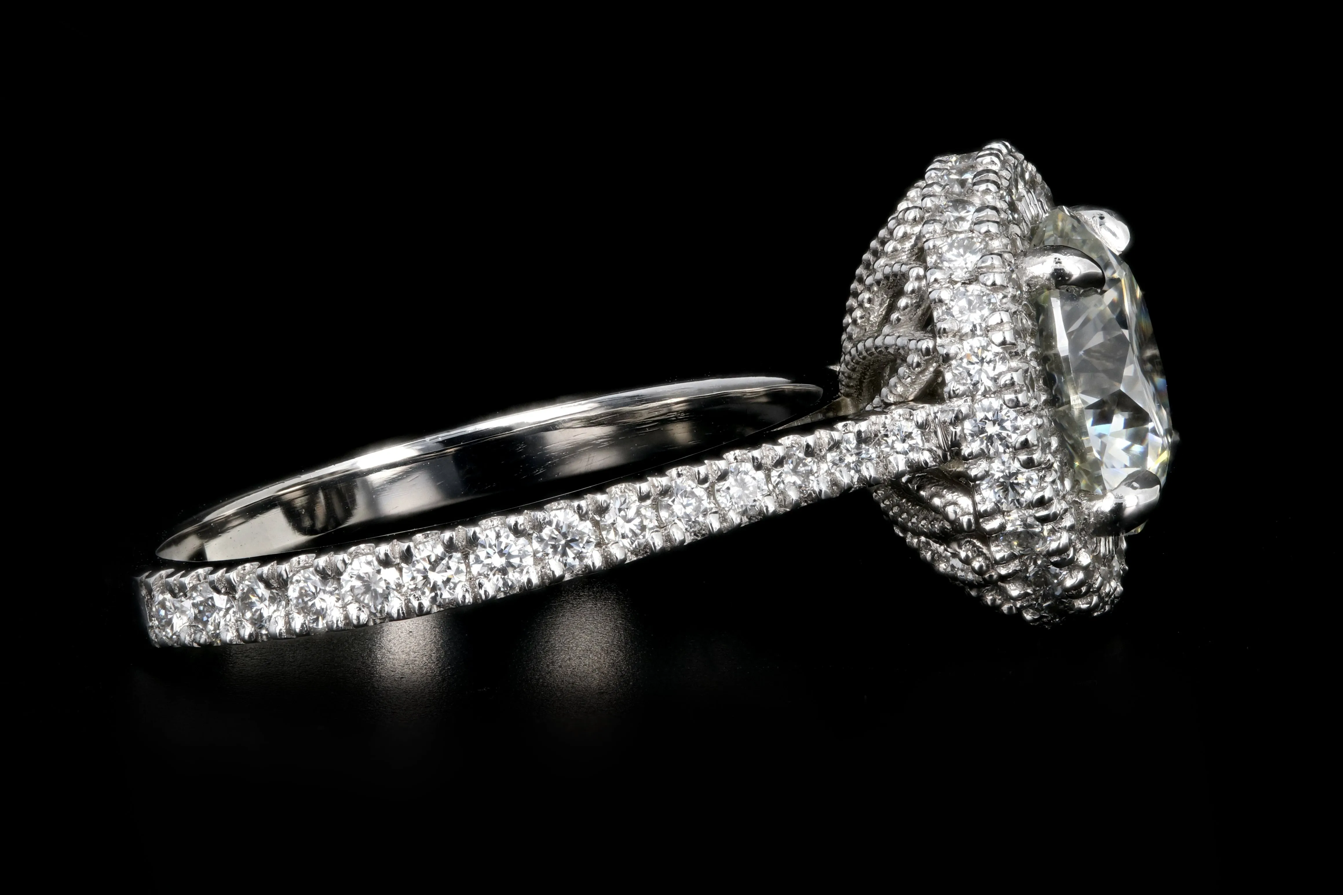 New Platinum 2.29 Carat Round Brilliant Cut Diamond Engagement Ring GIA Certified