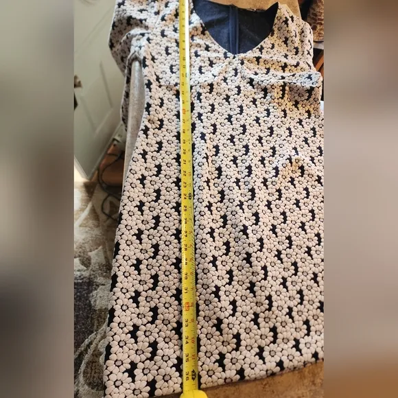 NEW Trina Turk Valley Dress Cream and Blue Floral Pattern Size 12 (NWT)