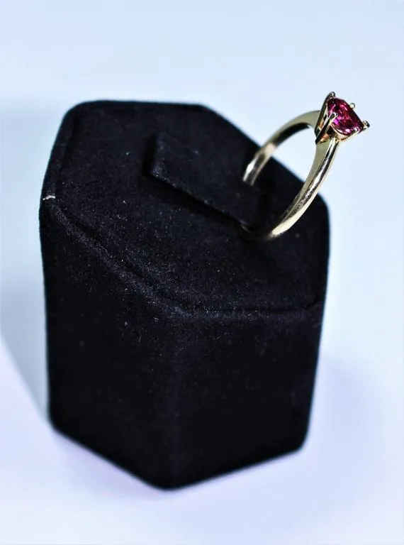 PINK Tourmaline 14 Karat Gold Heart Ring Size 5 1/2