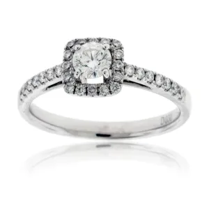 Round Cut Diamond Engagement Ring